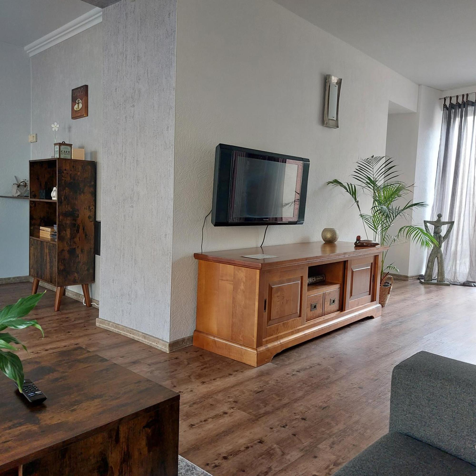 Le Cadeau Apartamento Wincheringen Exterior foto